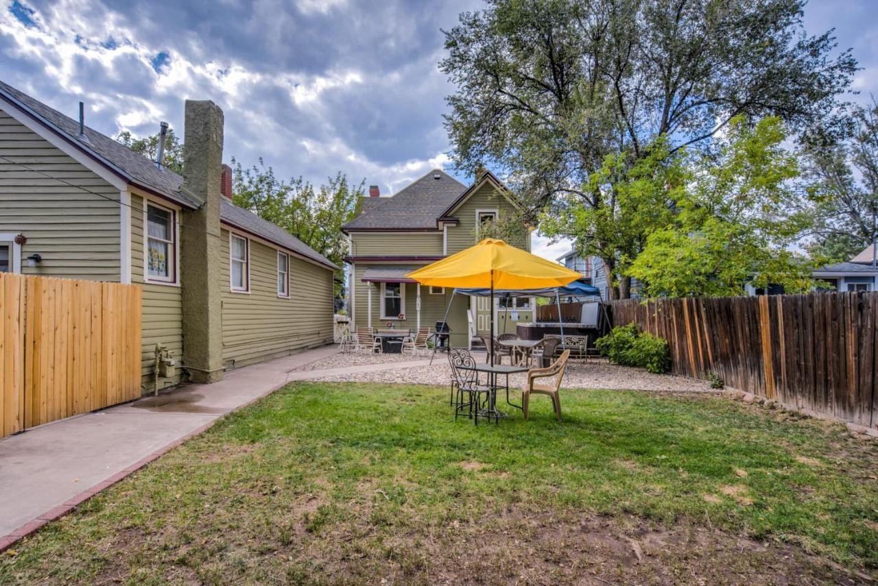 Victorian Charm With Hot Tub & Fire Pit Downtown Villa Colorado Springs Exterior photo